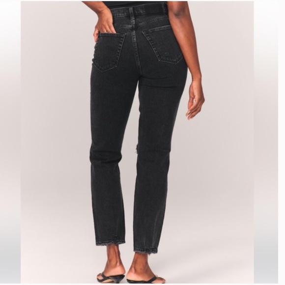 ABERCROMBIE AND FITCH THE 90s STRAIGHT ULTRA HIGH RISE BLACK JEANS SIZE 33/16 - Picture 2 of 7